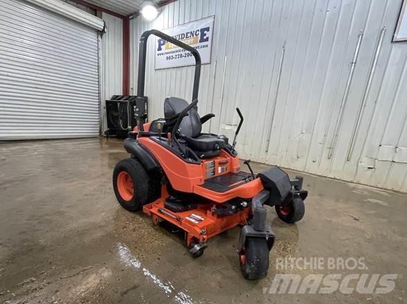 Kubota ZD1211 Tosaerba zero turn