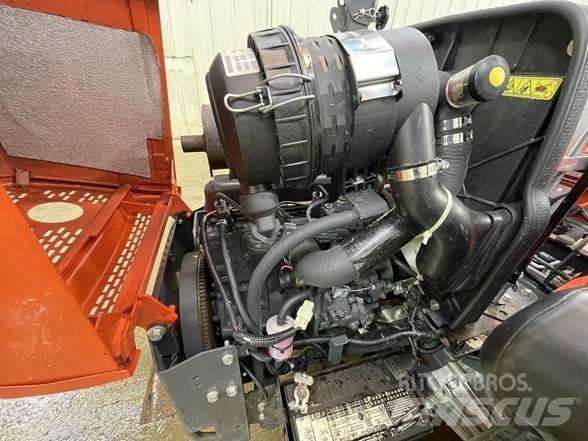 Kubota ZD1211 Tosaerba zero turn