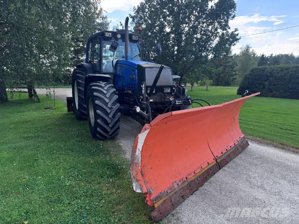 Valtra 8400-4 Trattori