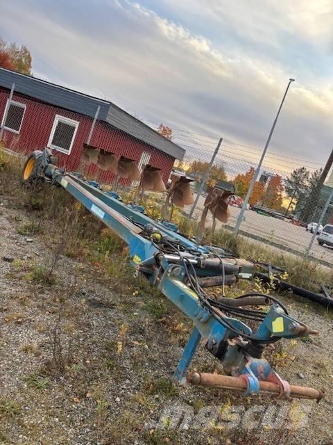 Överum CVL 682 H Aratri reversibili