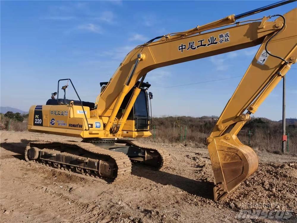 Komatsu PC 220-8 Escavatori cingolati