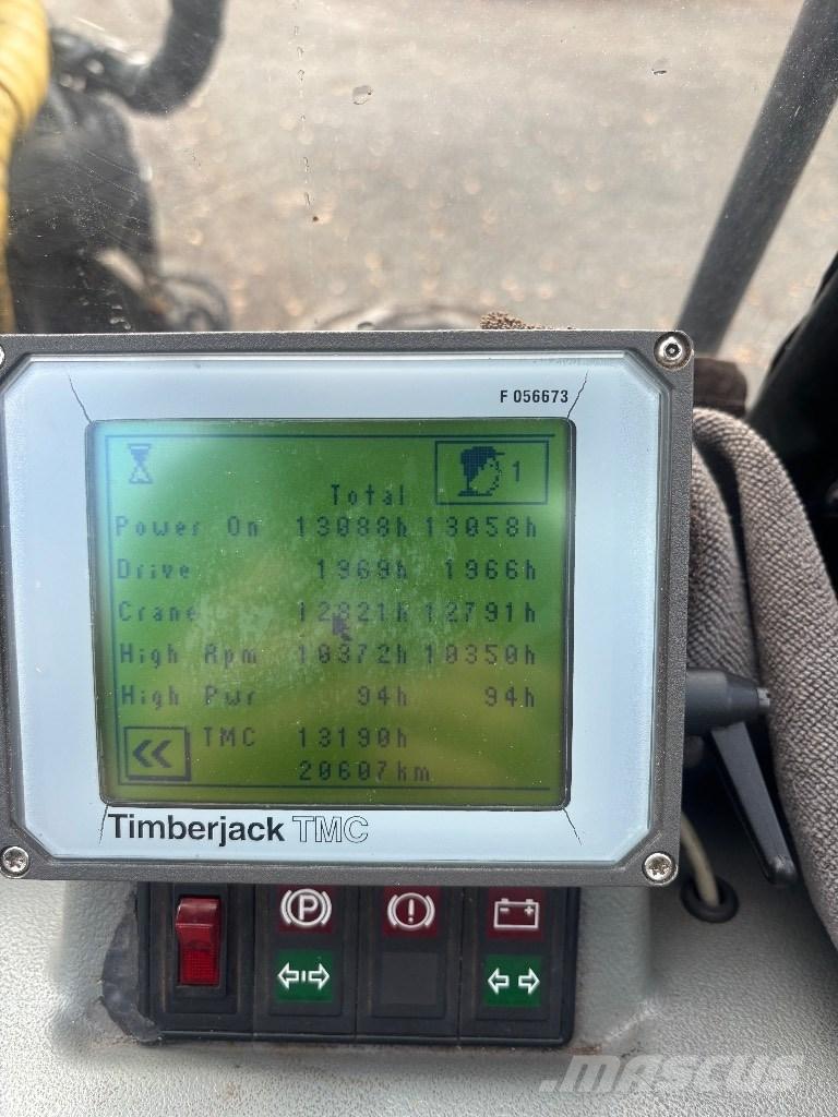 Timberjack 1270b Abbattitrici, Disboscatrici