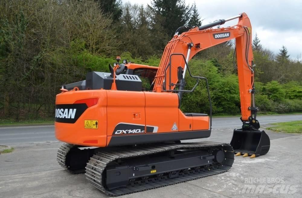 Doosan DX 140 LC-5 Escavatori cingolati