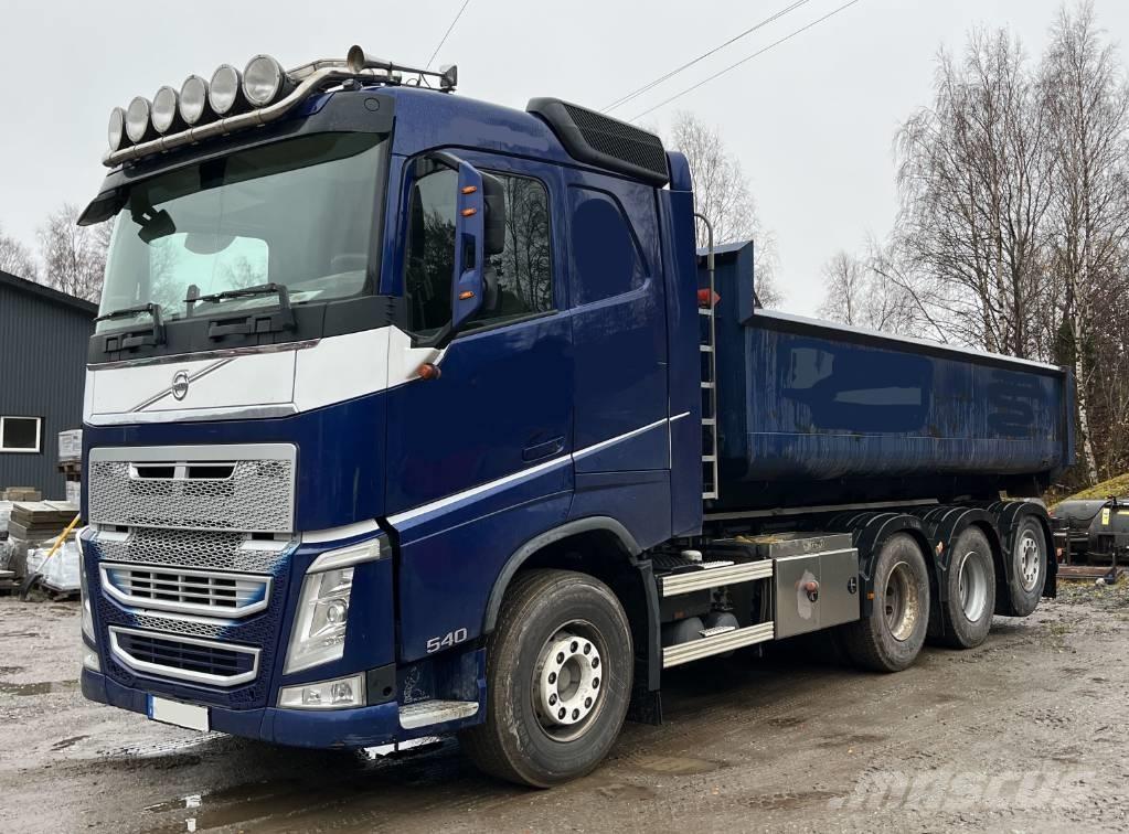 Volvo FH 12 Camion con gancio di sollevamento