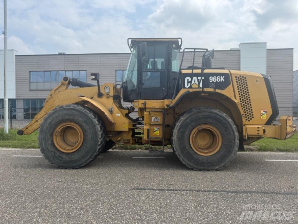CAT 966 K Pale gommate