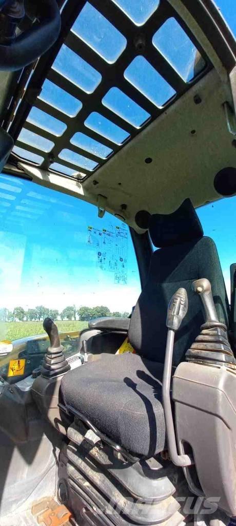 Mecalac 8 MCR Escavatori cingolati