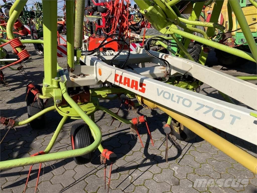CLAAS Volto 770 T Ranghinatori