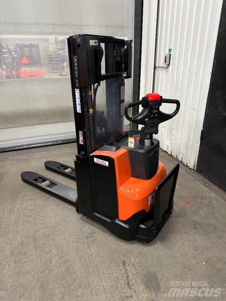 Toyota SWE120L Transpallet uomo a terra