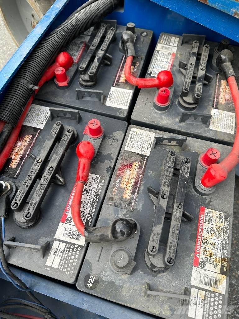 Yamei MS2646 Saxlift Piattaforme a pantografo