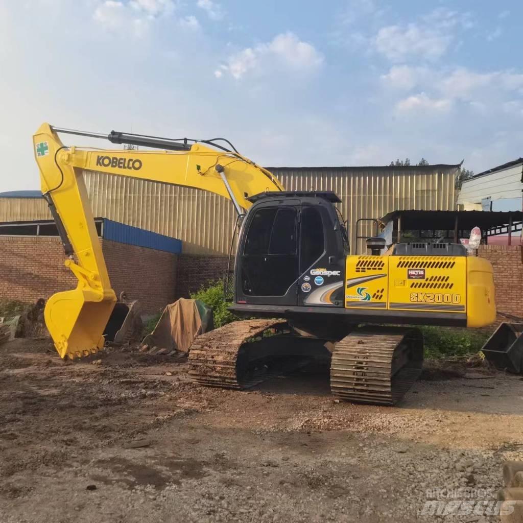 Kobelco SK200D Escavatori cingolati