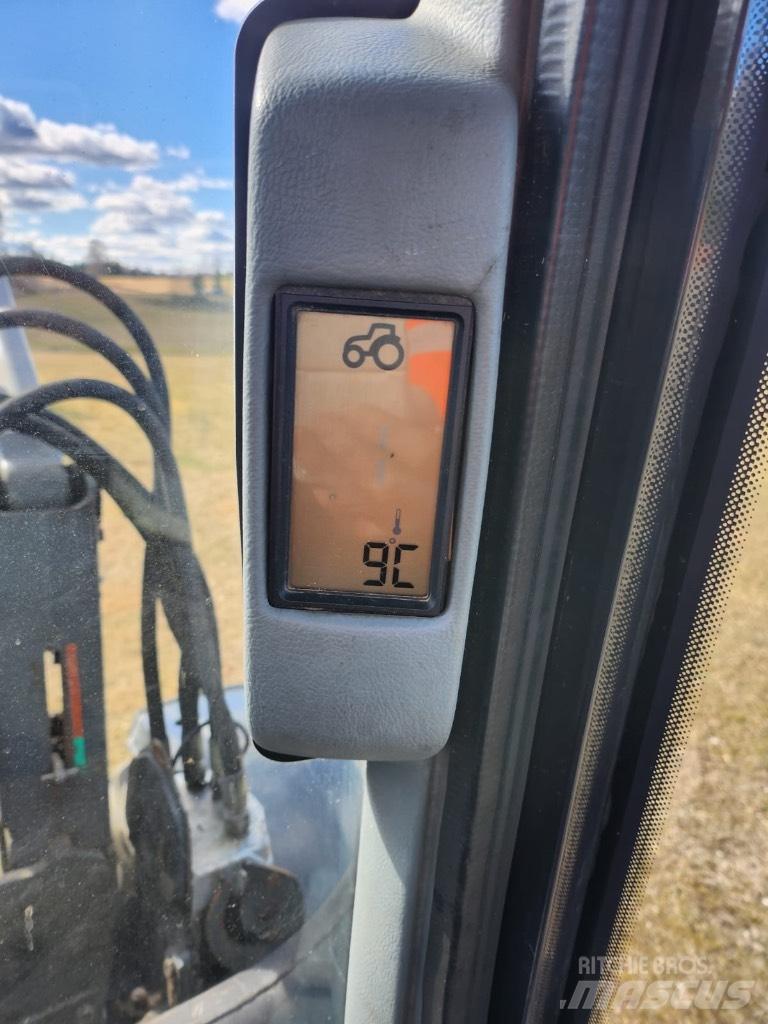 Valtra M 120 Trattori