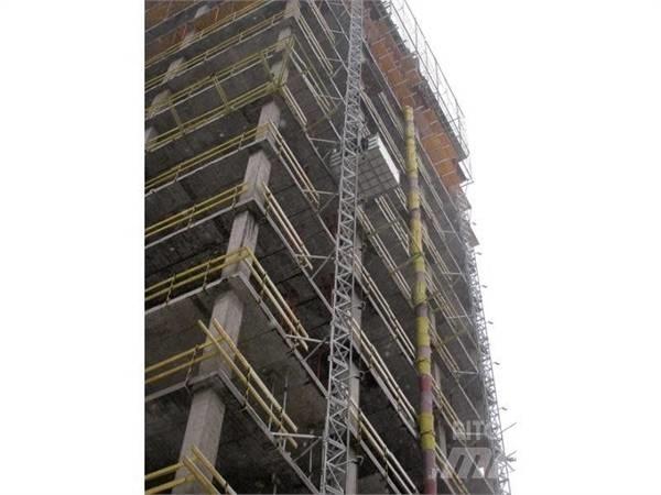 Torgar T3 CR-15 Sollevatori verticali