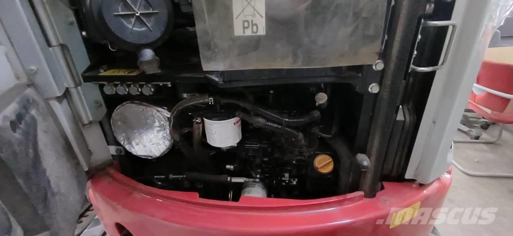 Takeuchi TB 325 R Miniescavatori