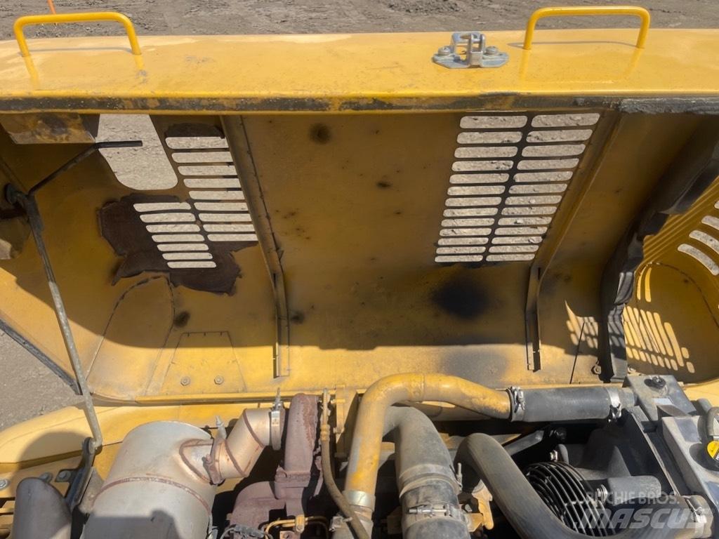 DEERE 120C Escavatori cingolati