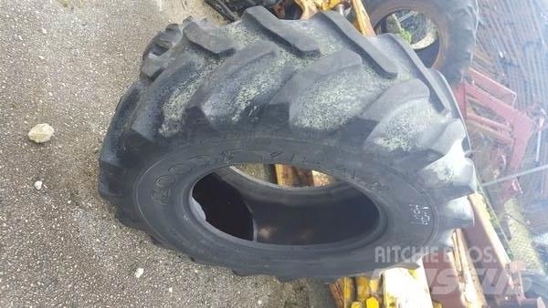 Pneu 14.9R24 Pneumatici, ruote e cerchioni
