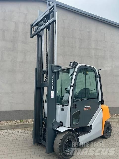 Still RX 70-25 Carrelli elevatori GPL