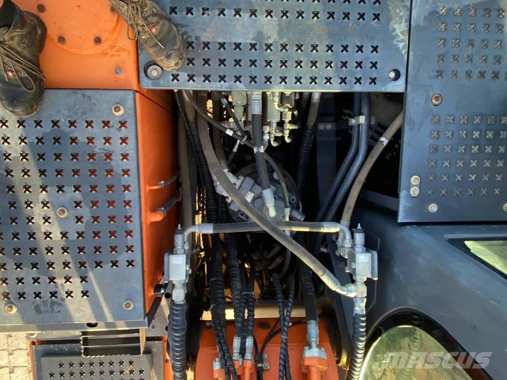 Doosan DX 255 LC-5 Escavatori cingolati