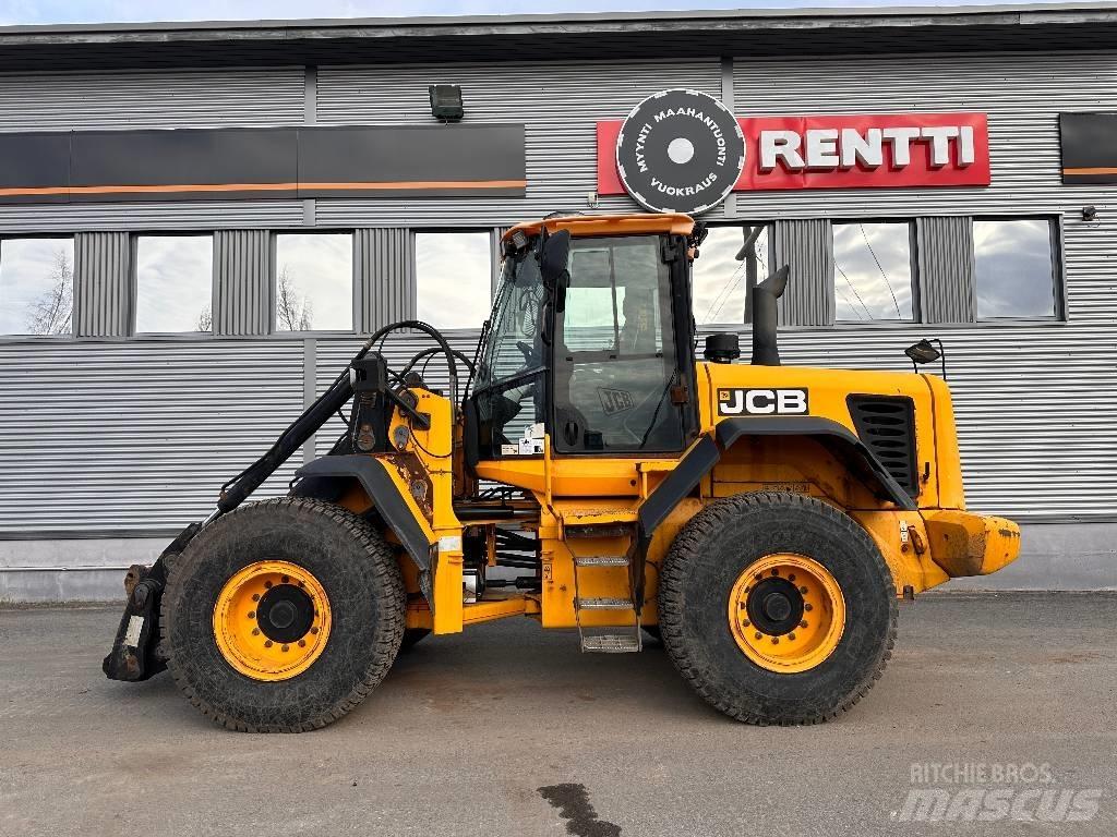 JCB 426 E Pale gommate