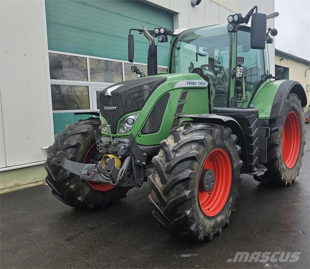 Fendt 724 Vario Trattori