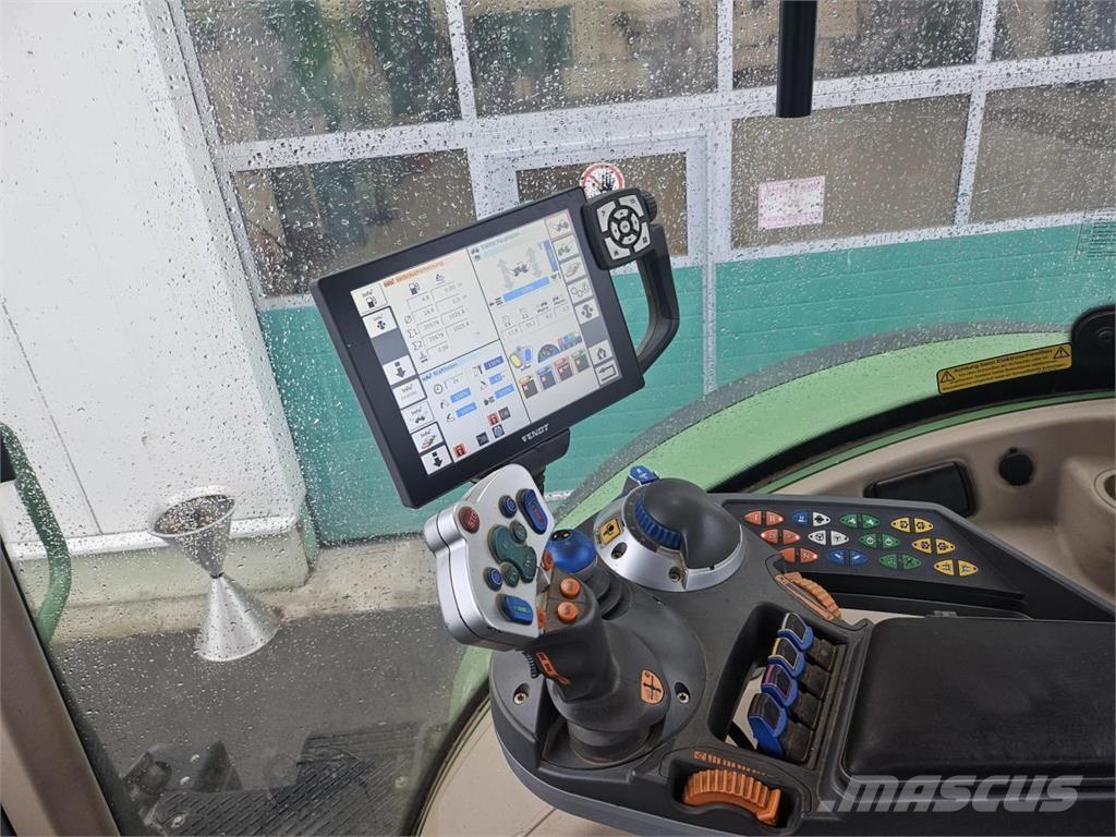 Fendt 724 Vario Trattori
