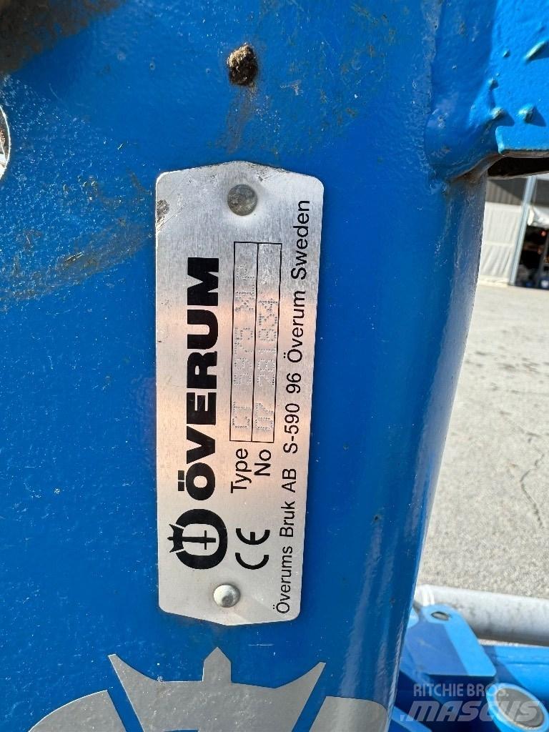 Överum CT 5975 XLP Aratri convenzionali