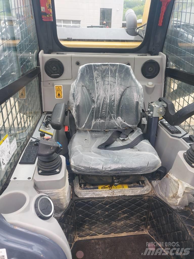 XCMG XC 7-TV12 Mini Pale Gommate
