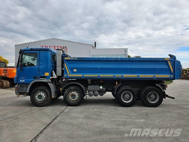 Mercedes-Benz DB3244 Camion ribaltabili