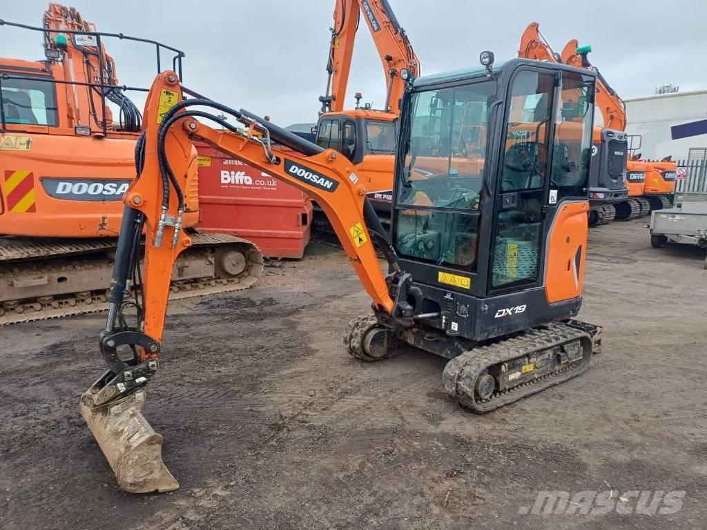 Doosan DX 19 Miniescavatori