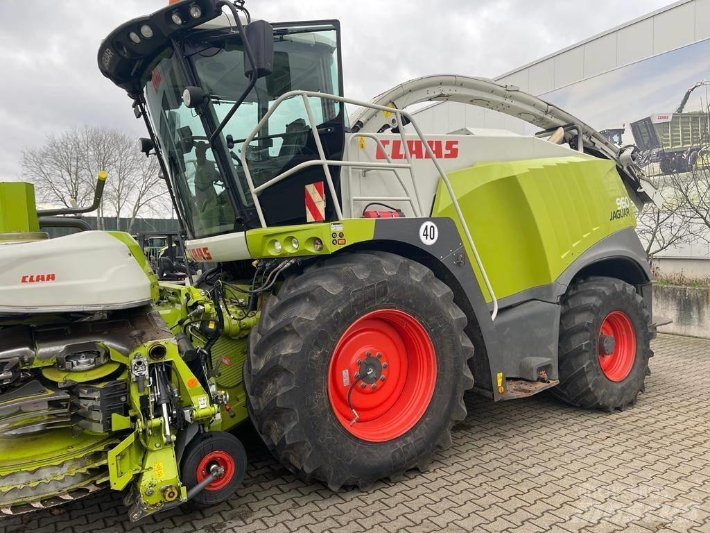 CLAAS Jaguar 960 Trince semoventi