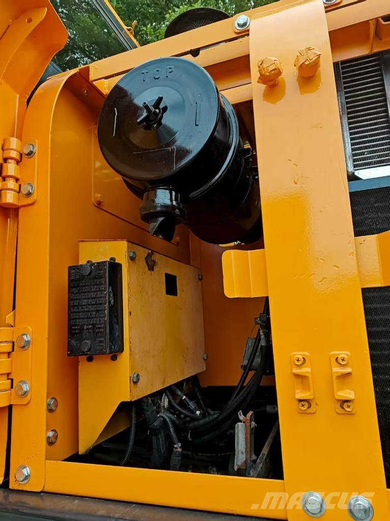 Hyundai r210w-9 Escavatori gommati