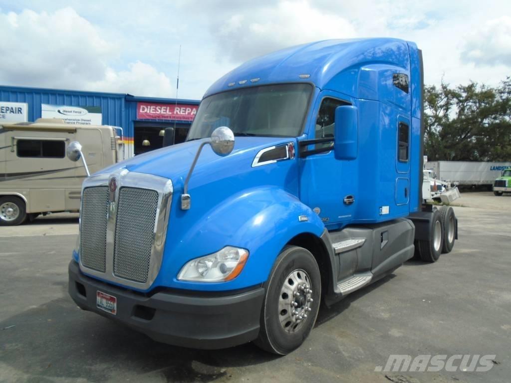 Kenworth T680 Motrici e Trattori Stradali