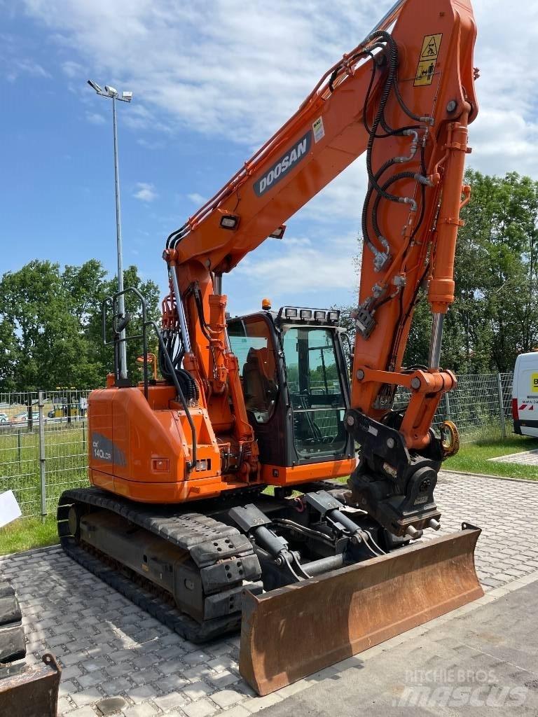 Doosan DX 140 LCR-3 Escavatori cingolati