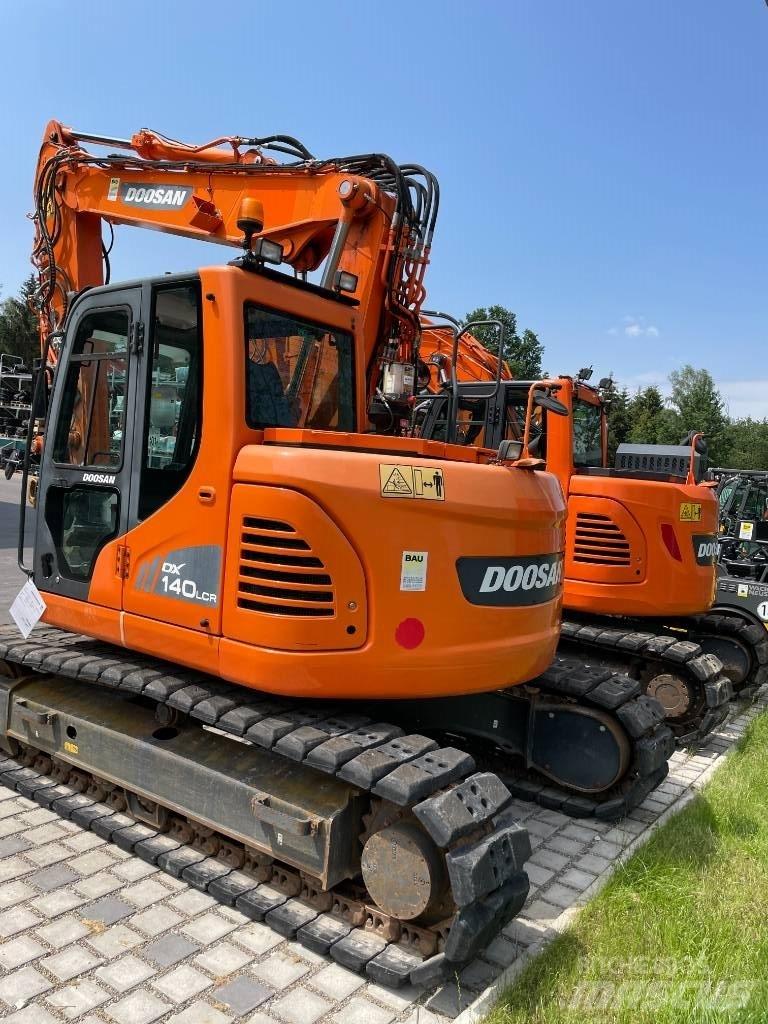 Doosan DX 140 LCR-3 Escavatori cingolati
