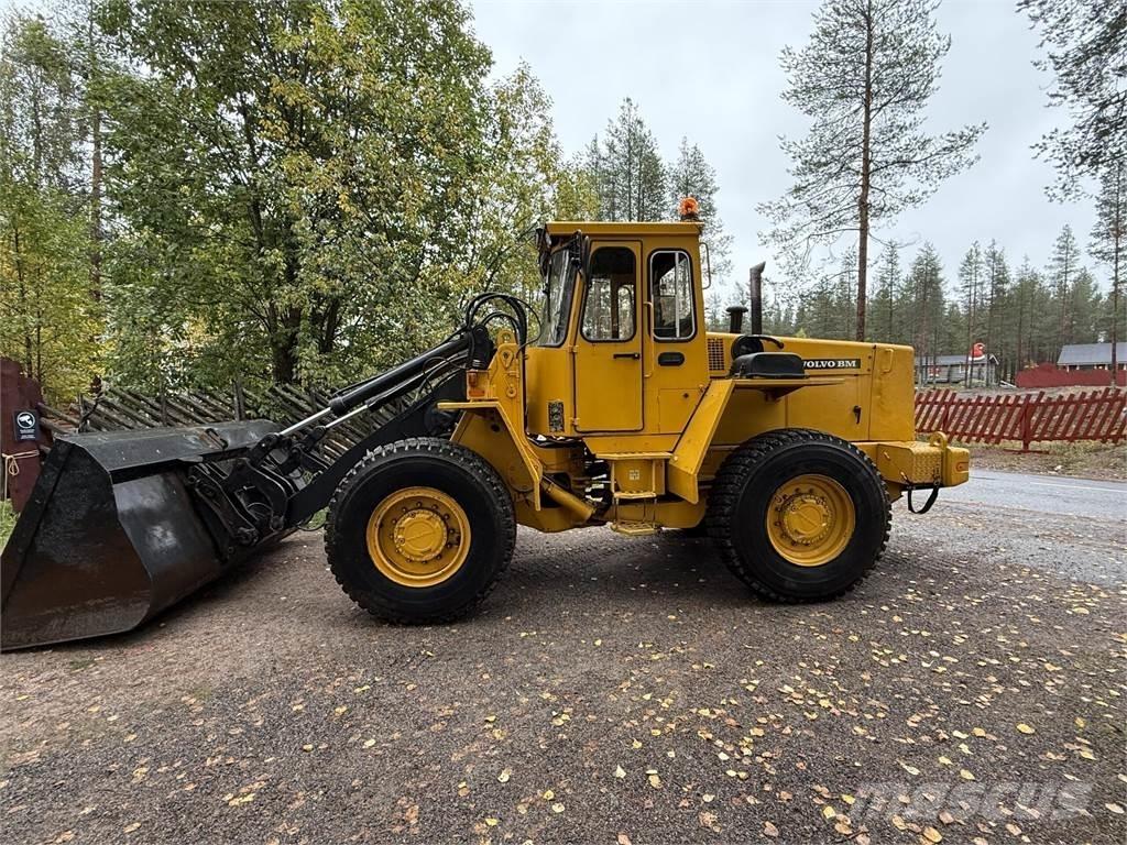 Volvo BM L70 1990 Pale gommate