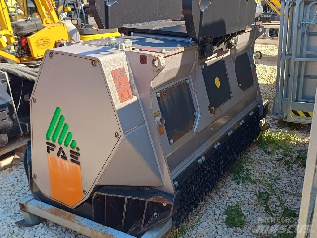 FAE UMM/EX-150 Decespugliatrici e trinciatrici idrauliche