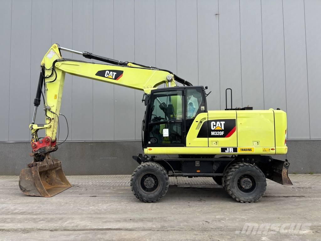 CAT M 320 F Escavatori gommati