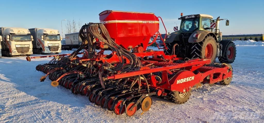 Horsch Pronto 8 DC Perforatrici