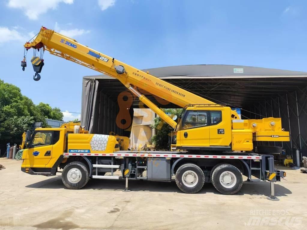 XCMG XCT 25 Gru per tutti i terreni