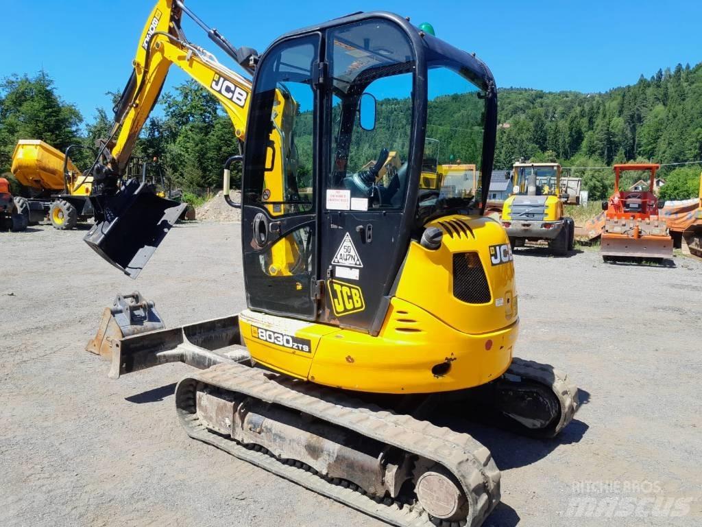 JCB 8018 Miniescavatori