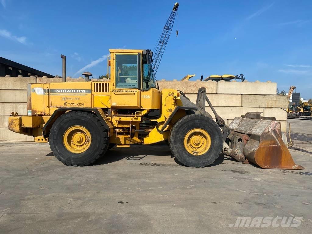 Volvo L 120 C Pale gommate