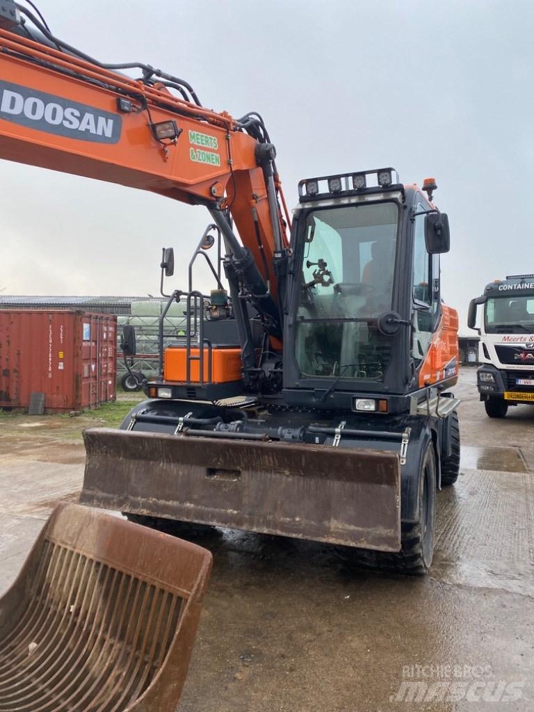 Doosan DX 140 W -5 Gru per tutti i terreni