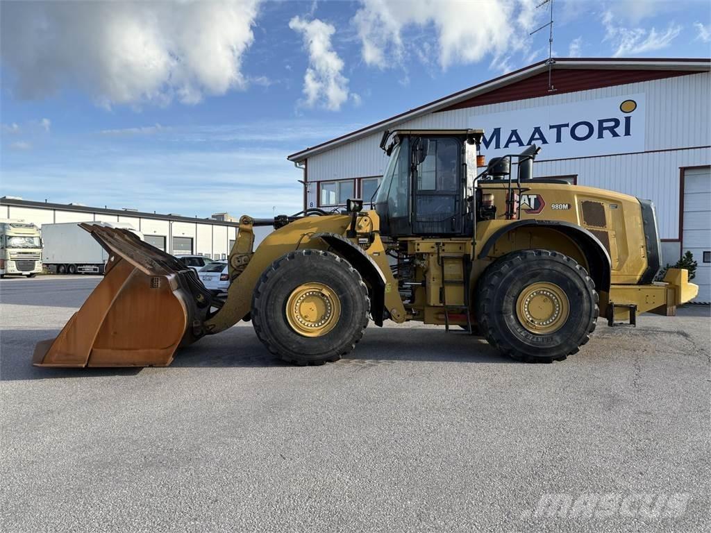 CAT 980M Pale gommate