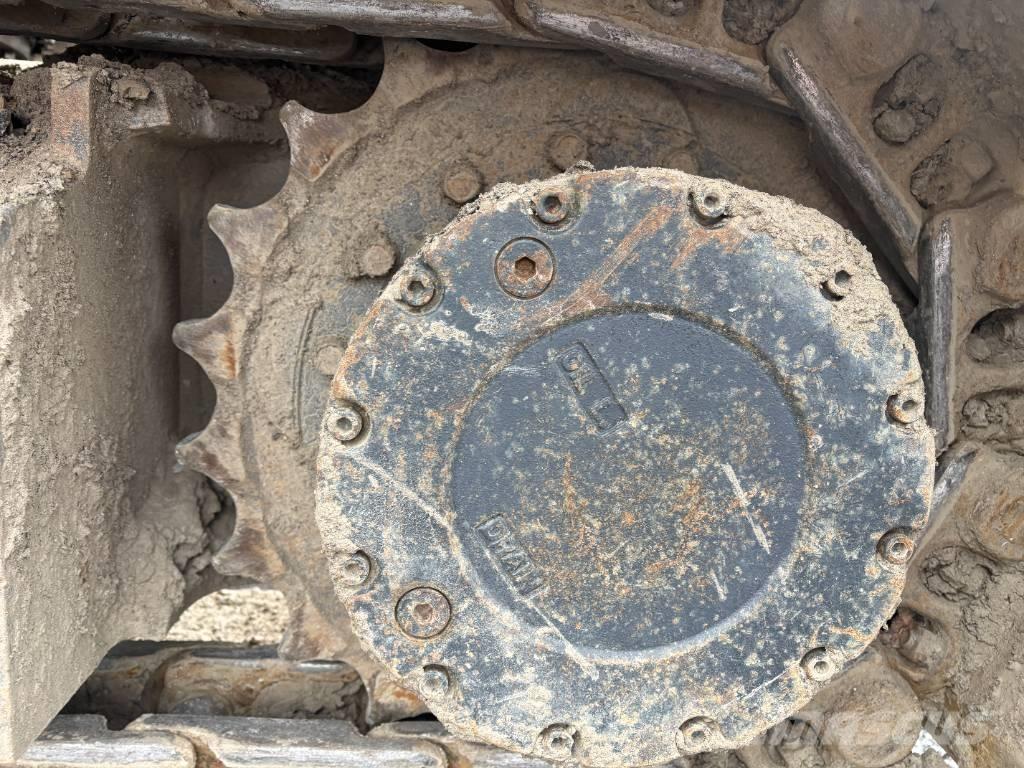 Doosan DX 140 LCR Escavatori cingolati