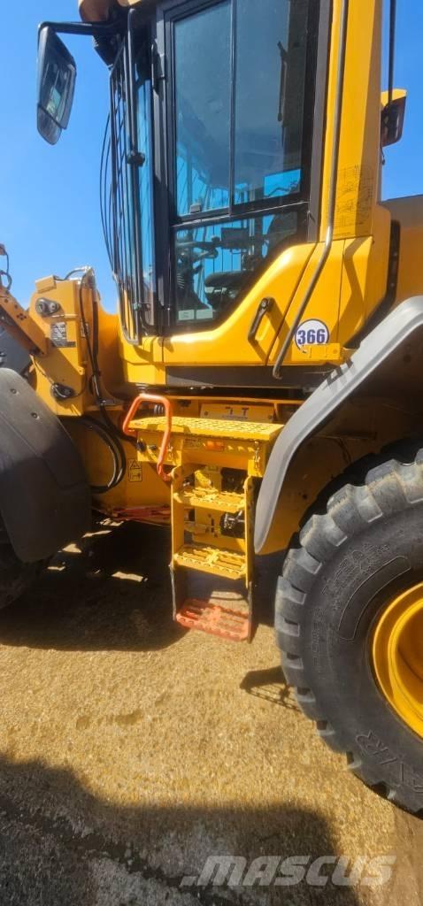 Volvo L 90 H Pale gommate
