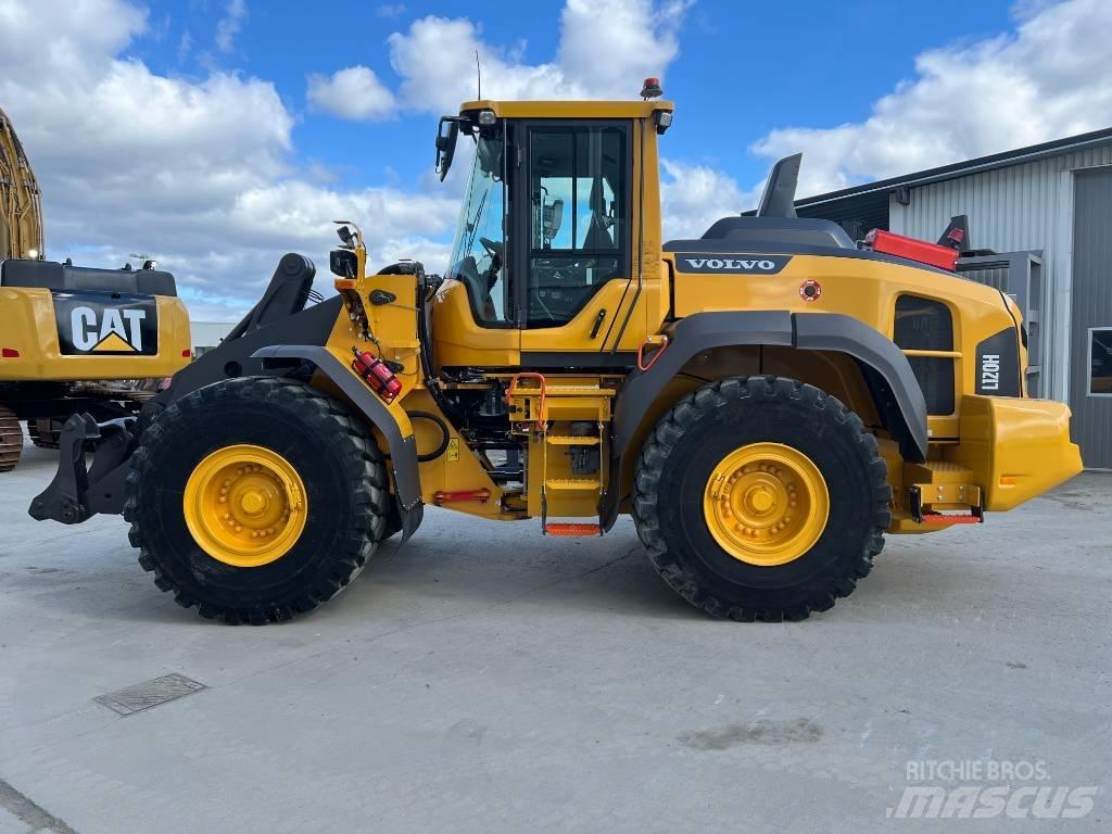 Volvo L 120 H Pale gommate