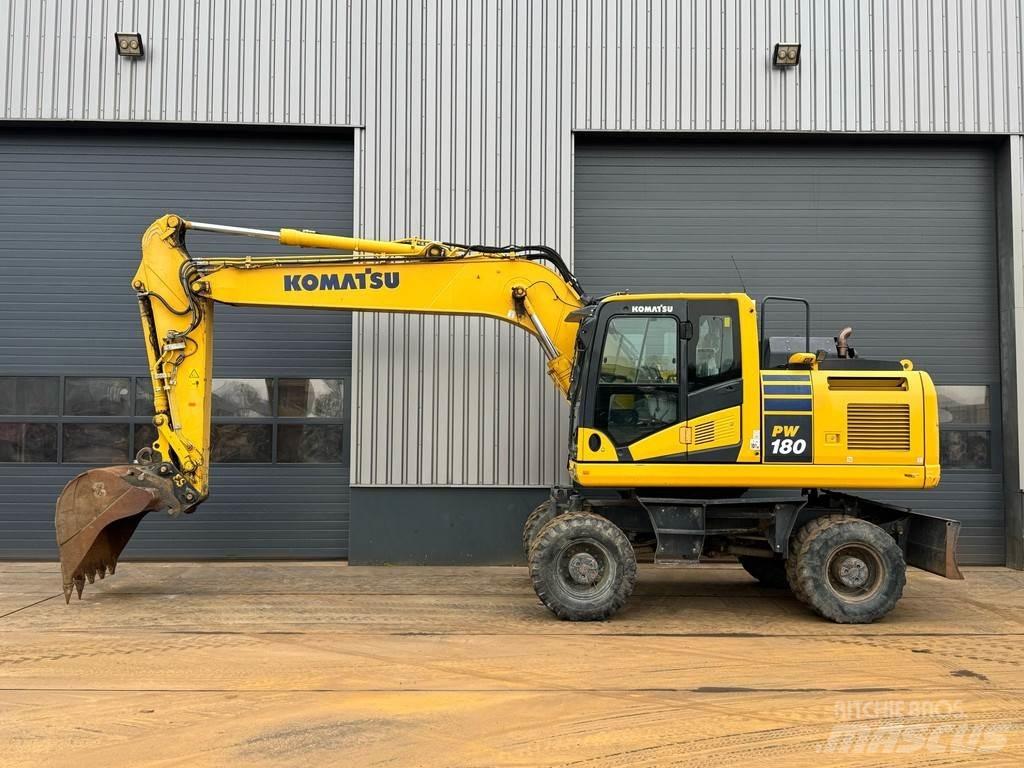 Komatsu PW180-11 Escavatori gommati