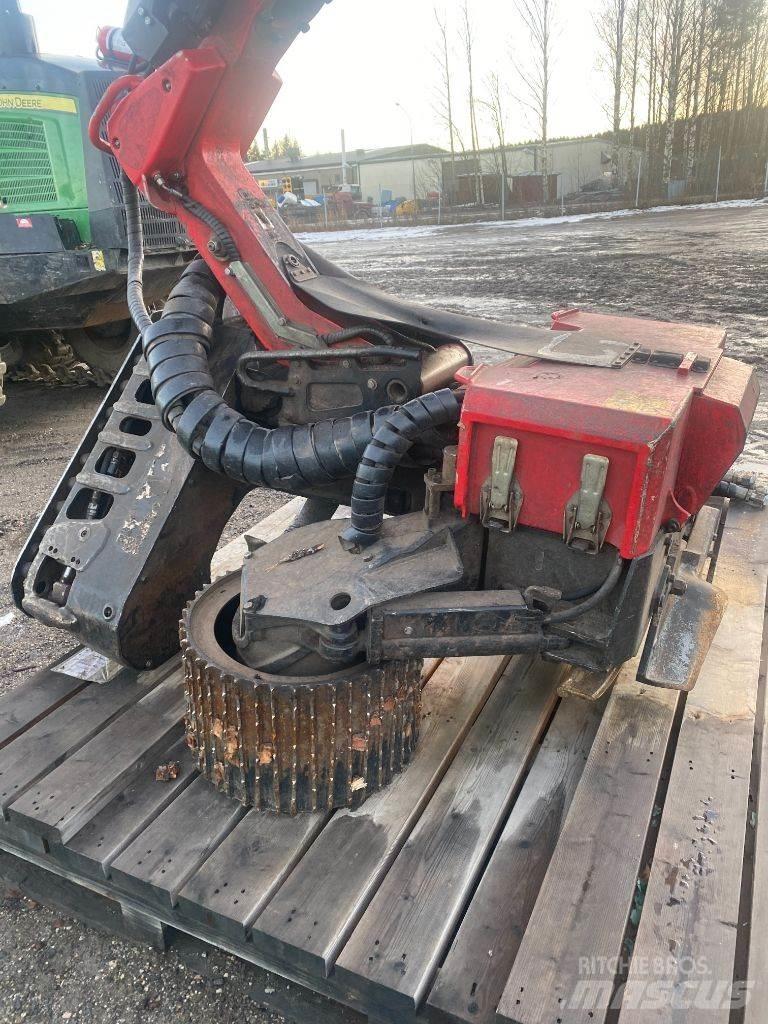 Komatsu S132 Decespugliatrici e trinciatrici idrauliche