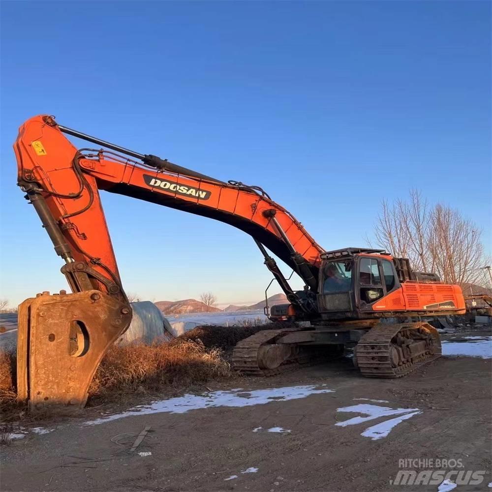 Doosan DX150LC-9C Escavatori cingolati