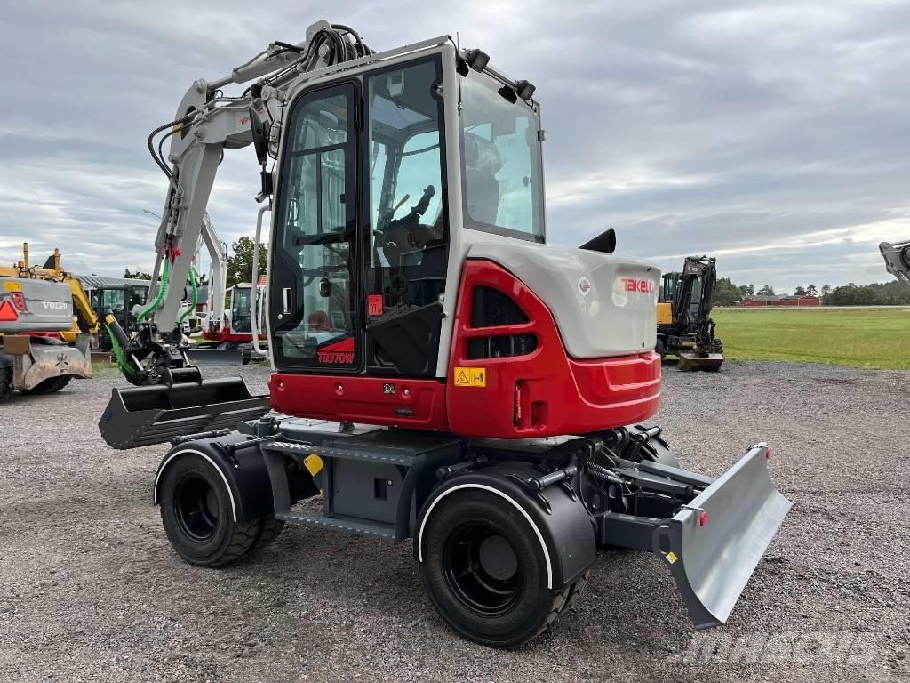 Takeuchi TB 370 W Escavatori gommati