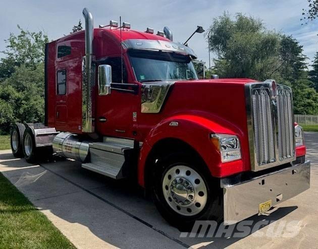 Kenworth W 990 Motrici e Trattori Stradali